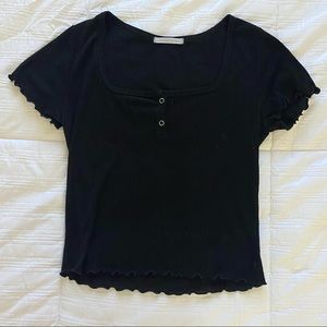 Black button crop top
